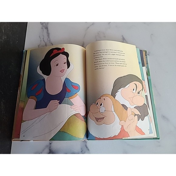 Mouse Works Hardcover Classics- Walt Disney’s Snow White And The Seven Dwarfs - Picture 6 of 10